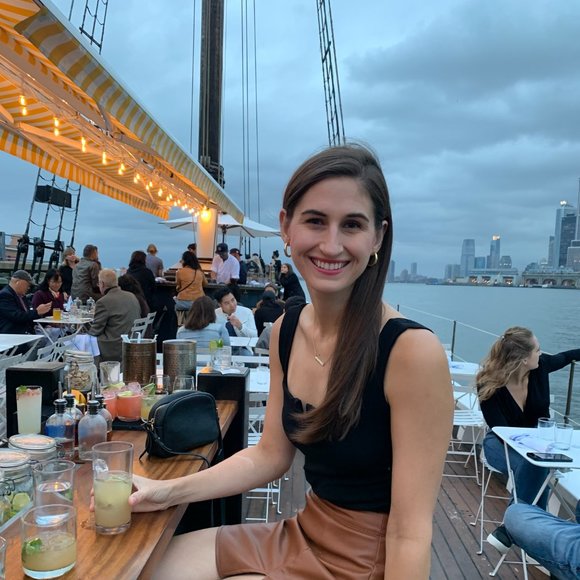 Meet your Posher, Kelly - Picture 2 of 4